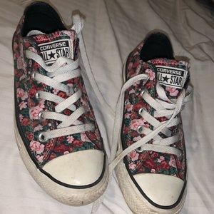 Floral converse